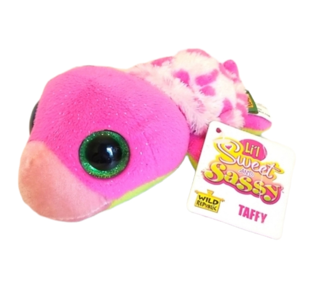 Lil Sweet and Sassy Taffy Pink Turtle Wild Republic
